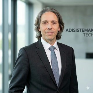 Retrato de César López, CEO y fundador de ADISISTEMAK, TECH, SL